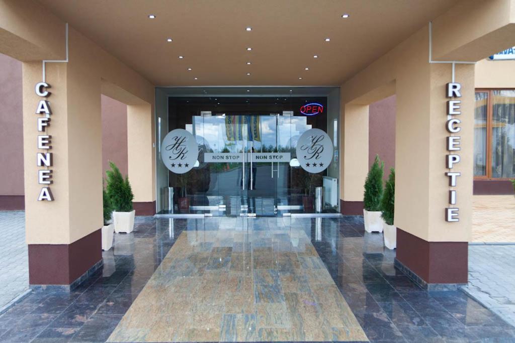אראד Hotel Hanul De La Rascruce מראה חיצוני תמונה